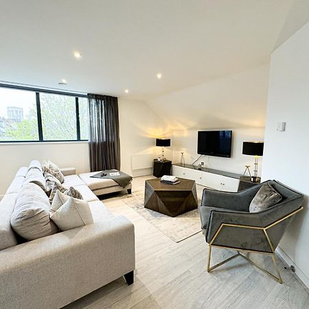 Free Parking - Central - Penthouse Йорк Экстерьер фото